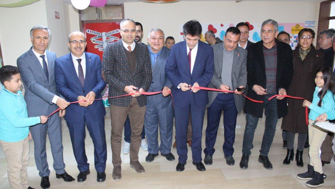 Kocahasanlı Şehit Polis Fatih Çevik İlkokulunda Yazılım ve Tasarım Atölyesinin Açılışı Yapıldı.